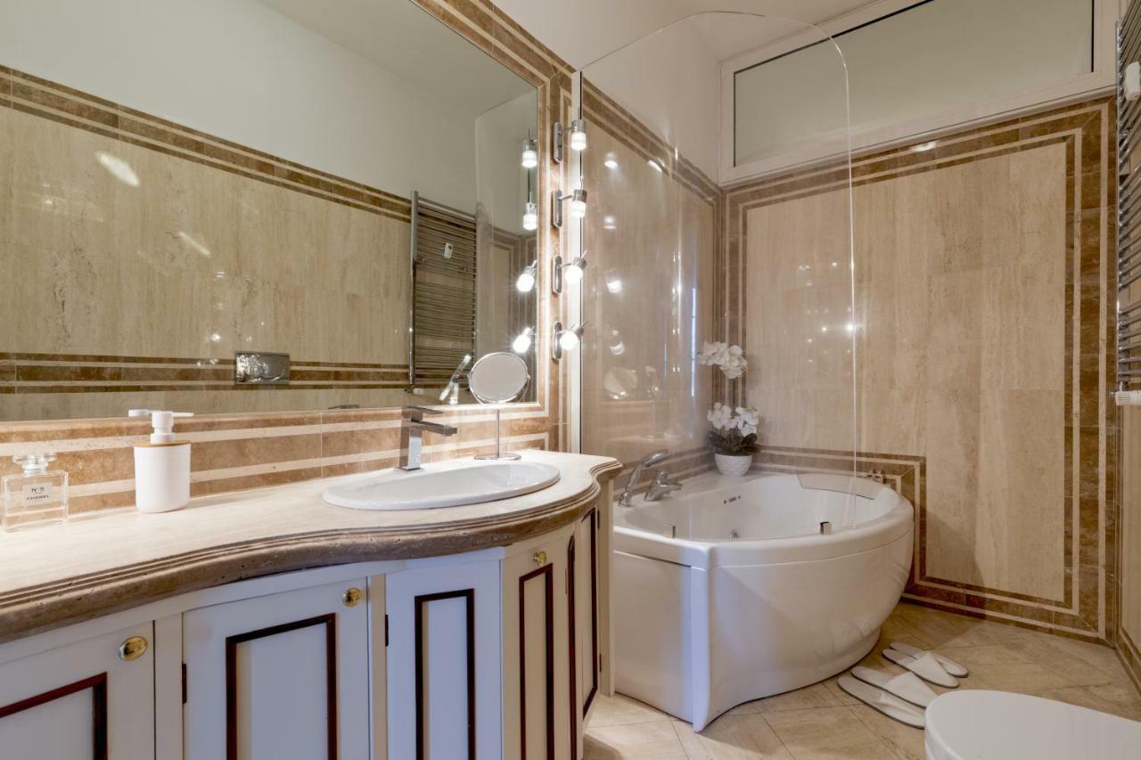 Presidential Penthouse Navona Apartment Rome Exterior photo